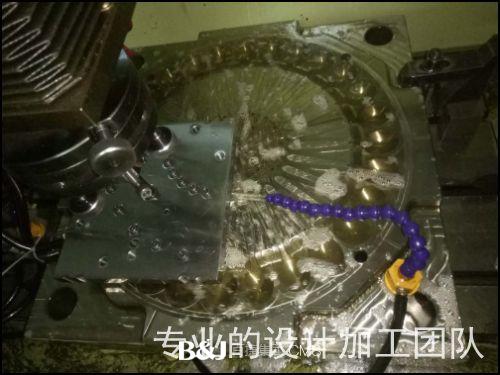 勺子模具电火花加工.jpg